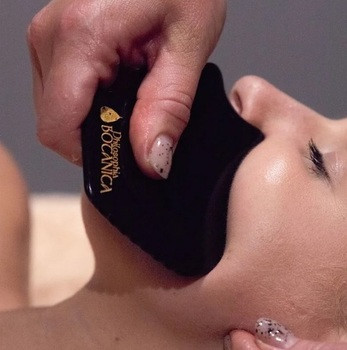 Guasha–Lymphatic Facial ™ anti- aging arcmasszázs tanfolyam