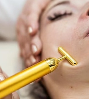 Koreai 24K Gold, bőrfeszesítő vibrációs arcmasszázs tanfolyam