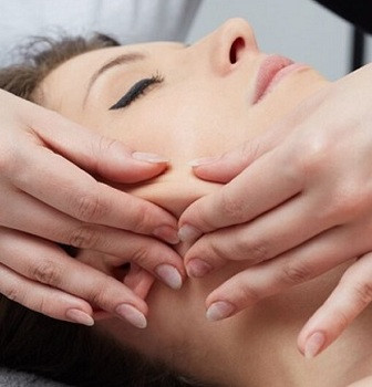 Mioplasztikai Lifting Arcmasszázs ™ tanfolyam