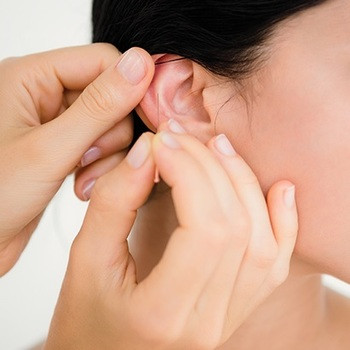 Fülakupunktúrás ADDIKTOLÓGUS, 2026. Májusi indulás