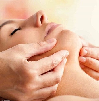 ANTI AGING ™ LIFTING-FASCIÁLIS tanfolyam