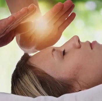 ENERGETIC FLOW ™ energetikai masszázs tanfolyam