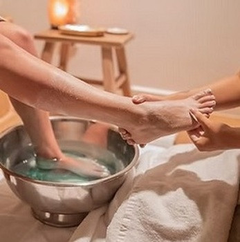 SPA FOOT RETREAT ™ spa talpmasszázs tanfolyam