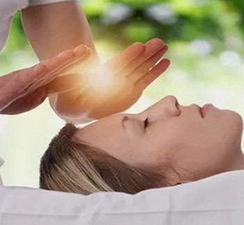 SUN SOUL RITUAL ™ önbizalom-erősítő masszázs tanfolyam