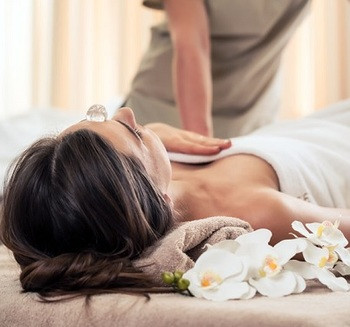 TRANQUIL SOUL RITUAL ™  mélyrelaxációs masszázs tanfolyam