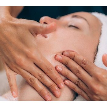 Natural Face Lift-Természetes arcfelvarrás tanfolyam