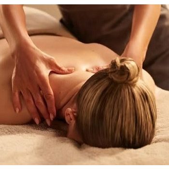 SUMMER GLOW ™ragyogás fokozó masszázs tanfolyam