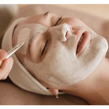TEEN SENSITIVE SKIN ™ arcmasszázs tanfolyam