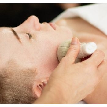 Luxury Herbal Anti-Aging Facial™ masszázs tanfolyam