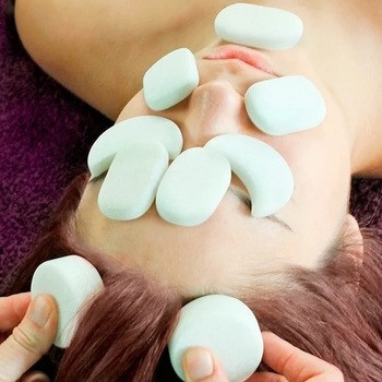 Akupresszúrás migrénmasszázs cold stone terápiával tanfolyam